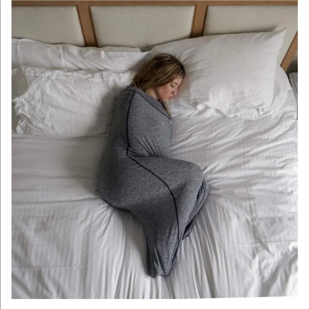 Hug sleep. Sleep pod